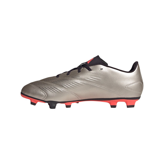 Predator Club Flexible Ground Cleats